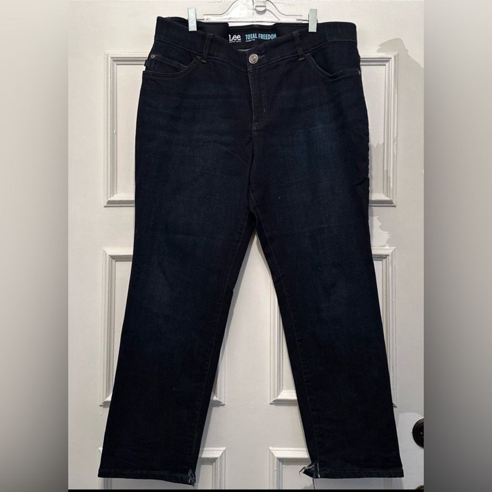 Lee Modern Series Total Freedom Straight Leg blue jeans.